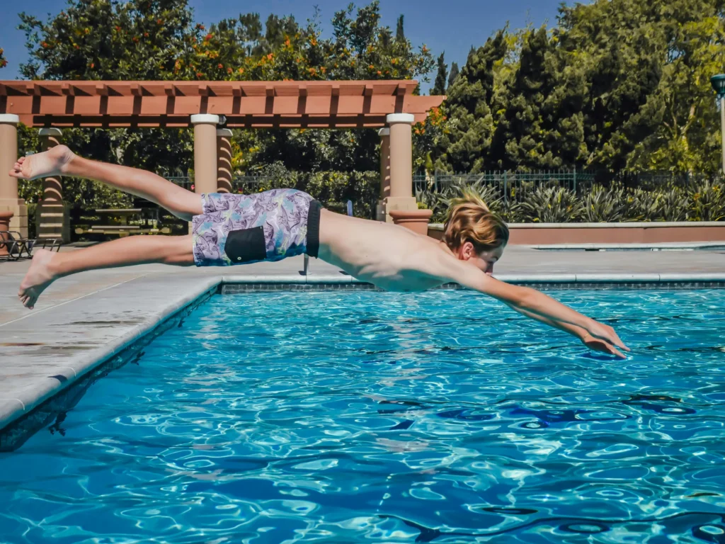 Concrete vs Fibreglass Pools